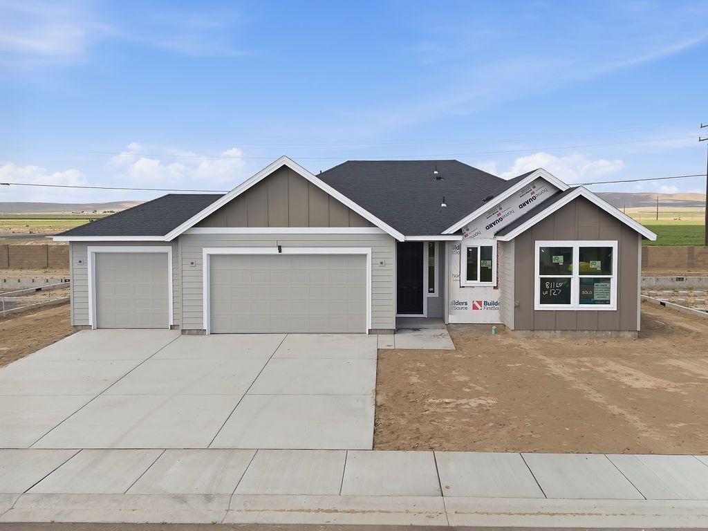 811 L ST NE (Plan 1726) Image