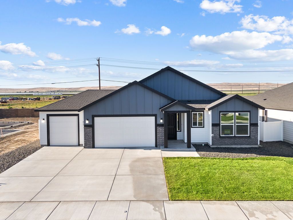 Plan 1726 - Paradise Park: Quincy, Washington - Aho Construction