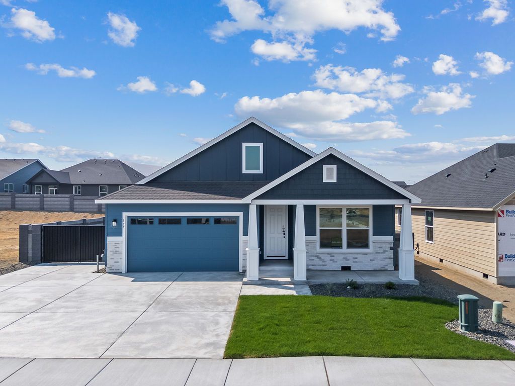 265 Tatoosh AVE (Plan 1549)