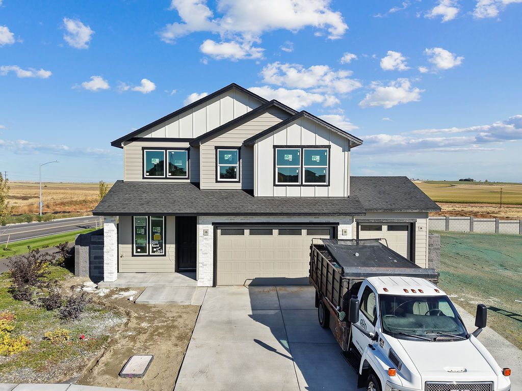Plan 2556 - The Heights at Red Mountain Ranch: West Richland, Washington - Aho Construction