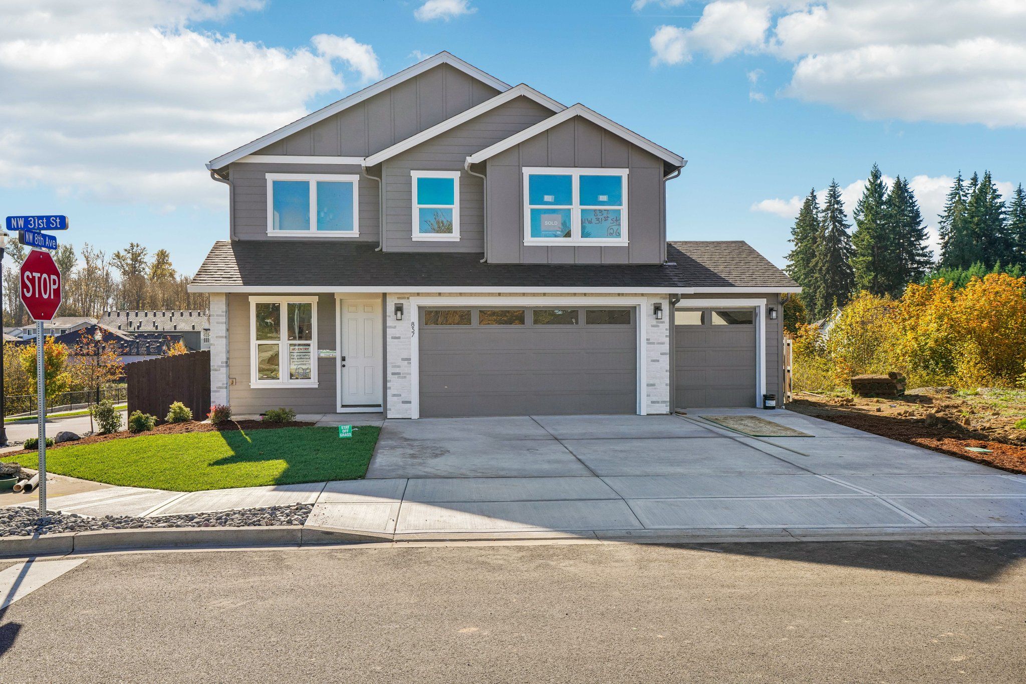 837 NW 31ST ST (Plan 2556) Image