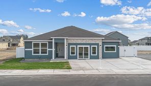 804 L ST NE (Plan 2061)
