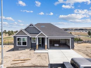 Plan 1852 - The Heights at Red Mountain Ranch: West Richland, Washington - Aho Construction
