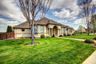 casa en Alan Ashmore Custom Homes por Alan Ashmore Custom Homes.