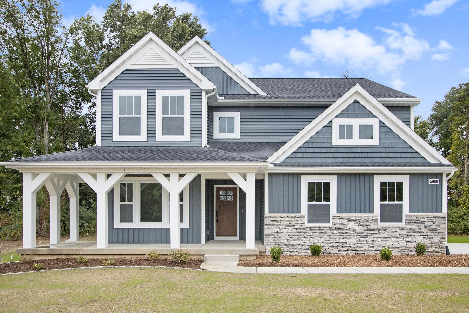 casa en Applegate Pines por Allen Edwin Homes