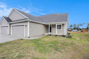 558 McKinley Court (V1245DF)