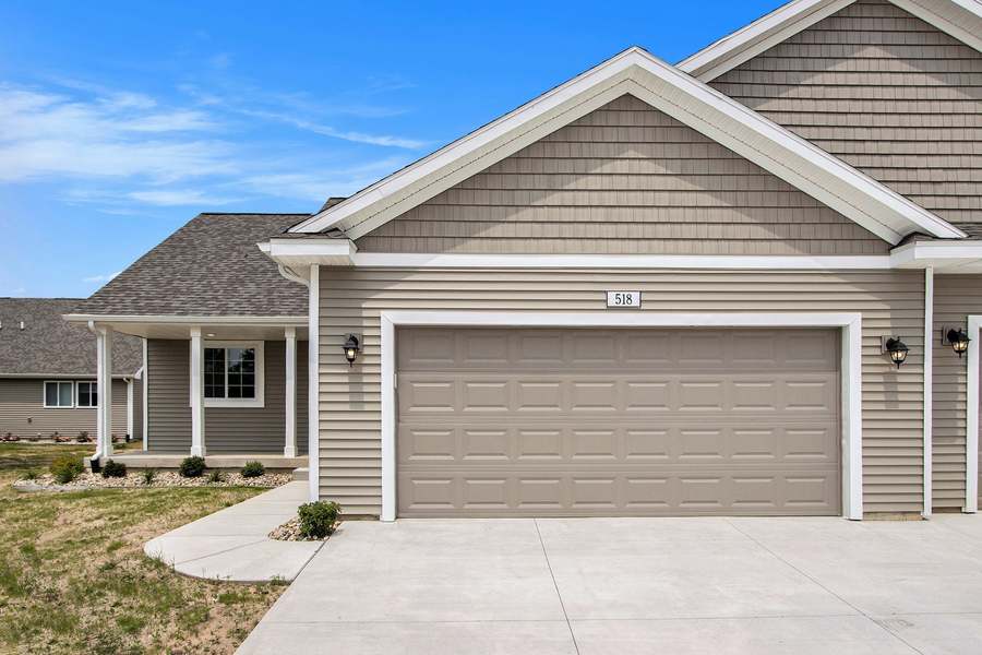 518 McKinley Court (V1245DF)