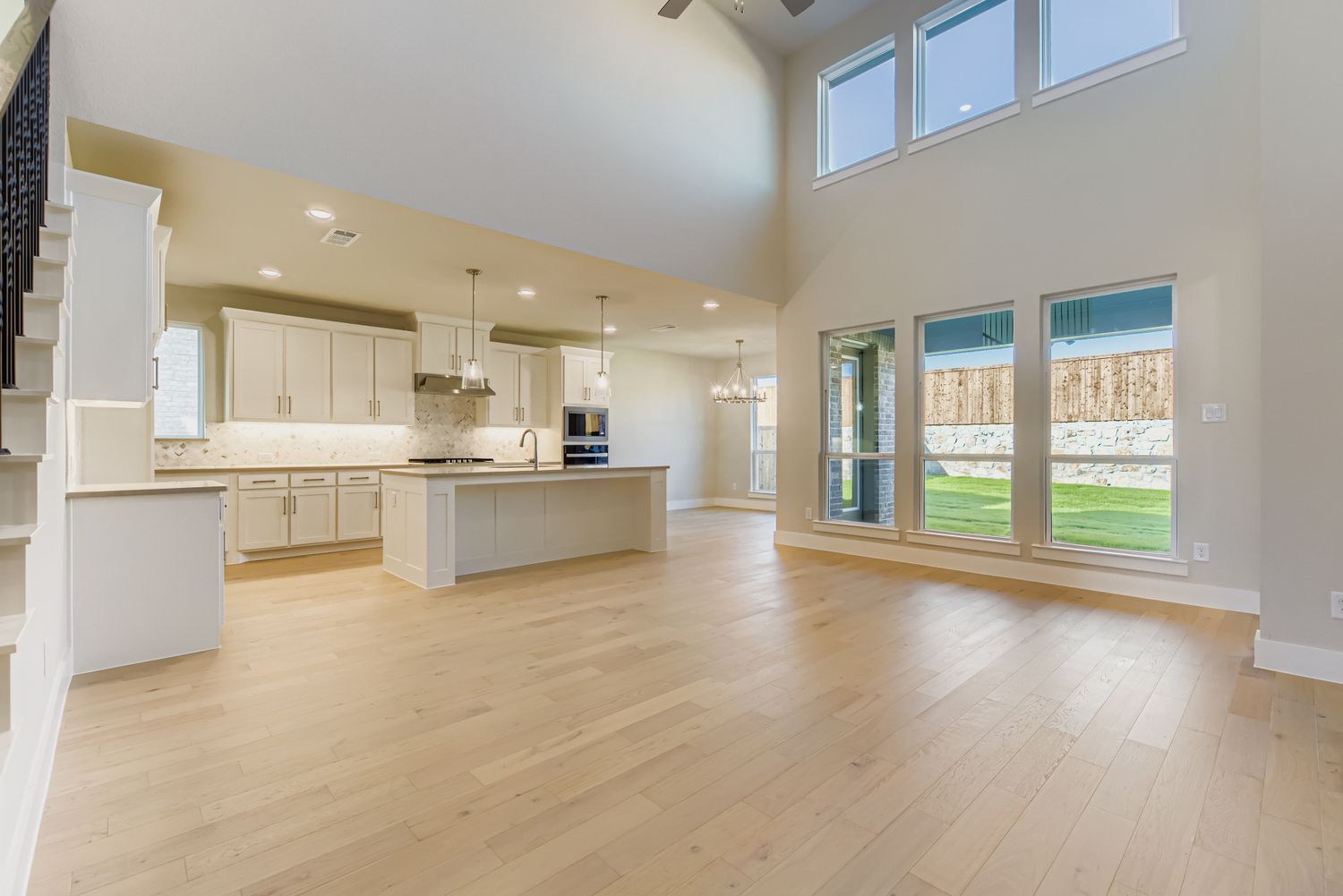 Plan 1579 - Representative Photo - Living/Kitchen/Dining