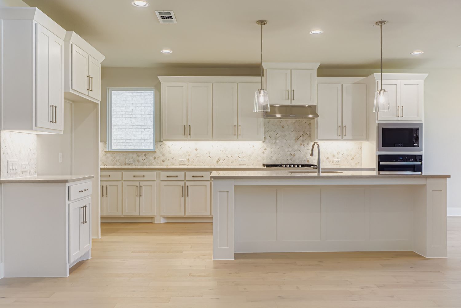 Plan 1579 - Representative Photo - Kitchen