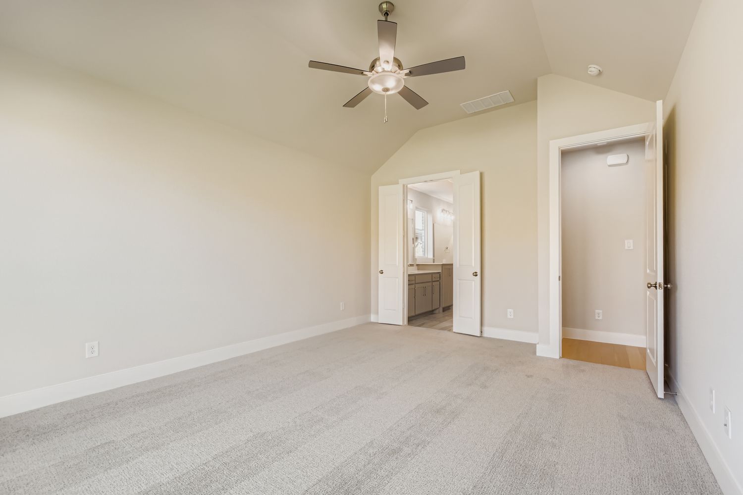 Plan 1579 - Representative Photo - Main Bedroom