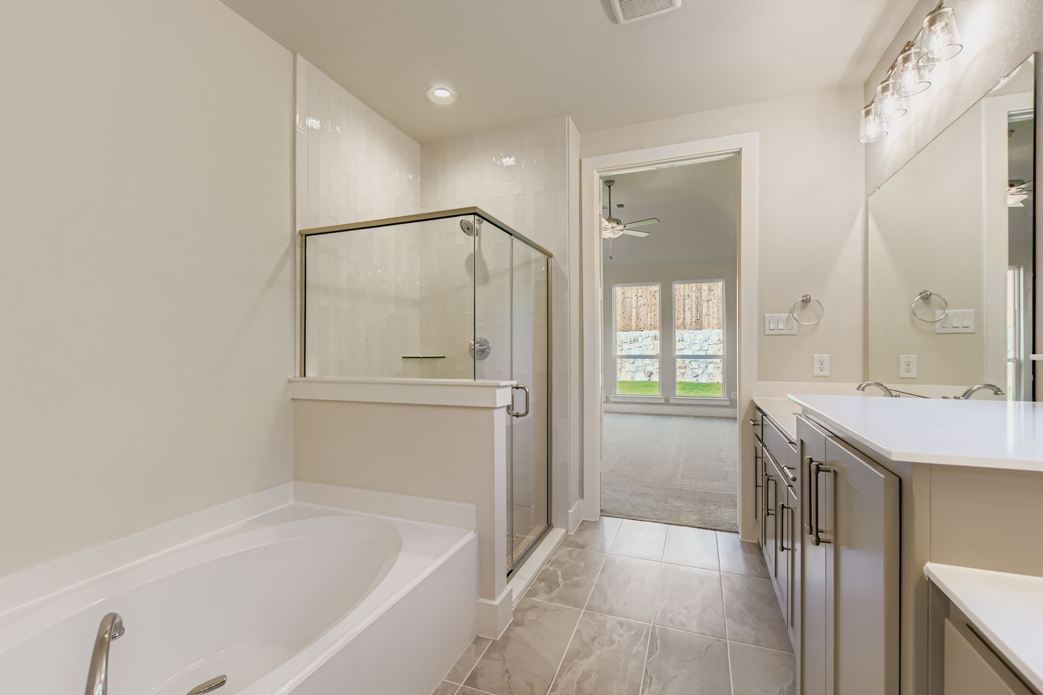 Plan 1579 - Representative Photo - Main Bathroom