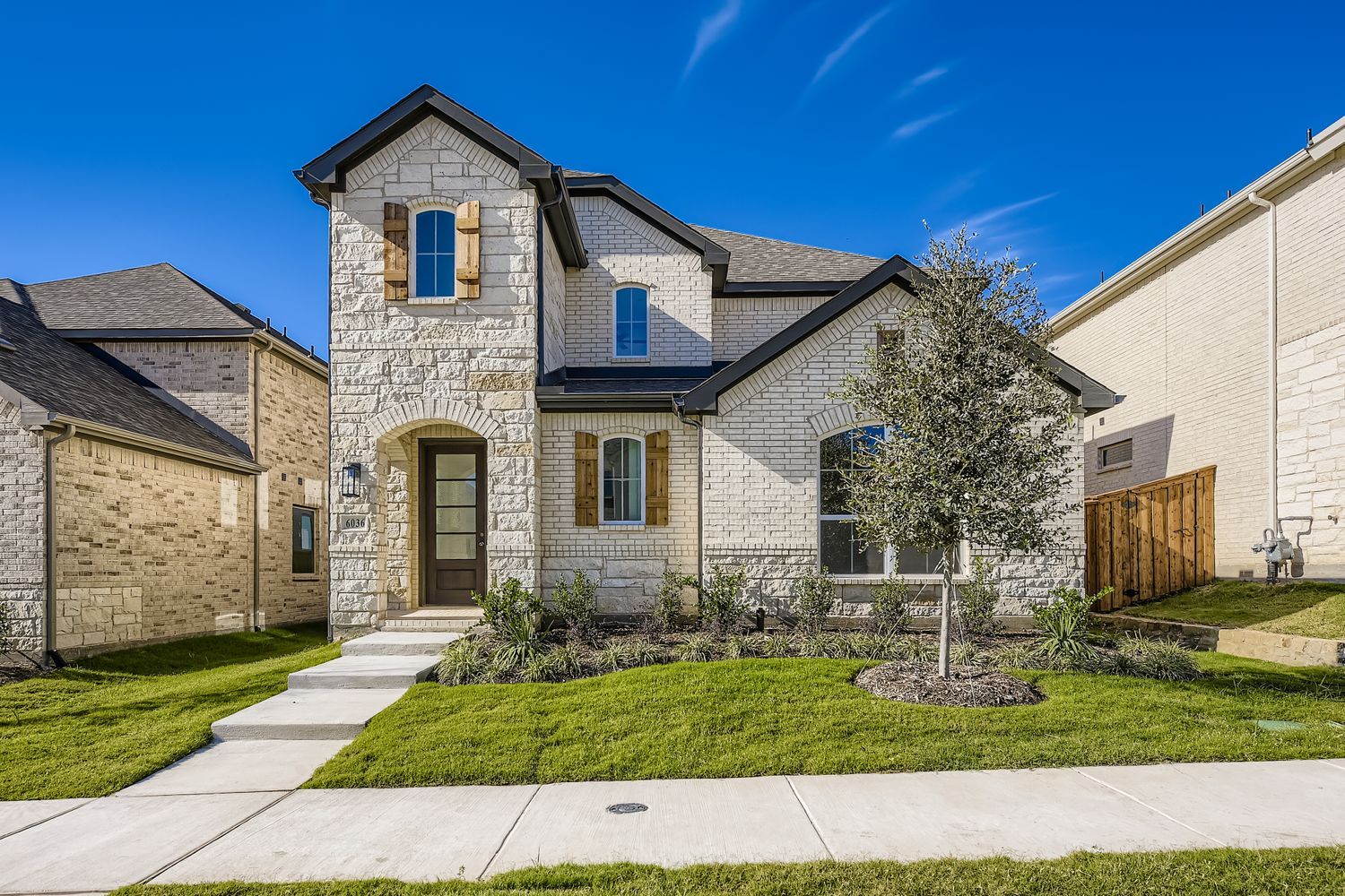 6036 Davis Knoll - Front Elevation