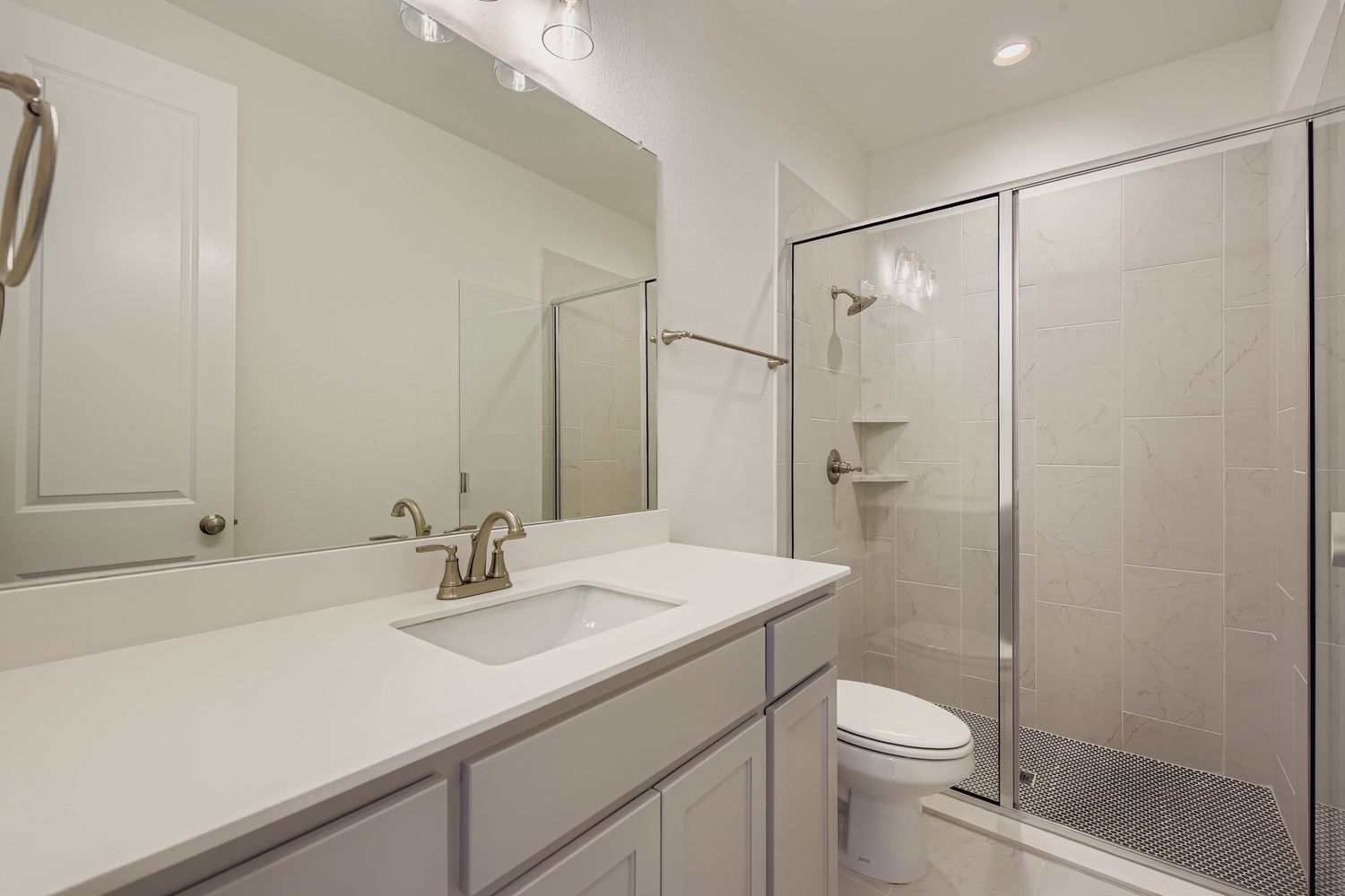 6036 Davis Knoll - Full Bathroom