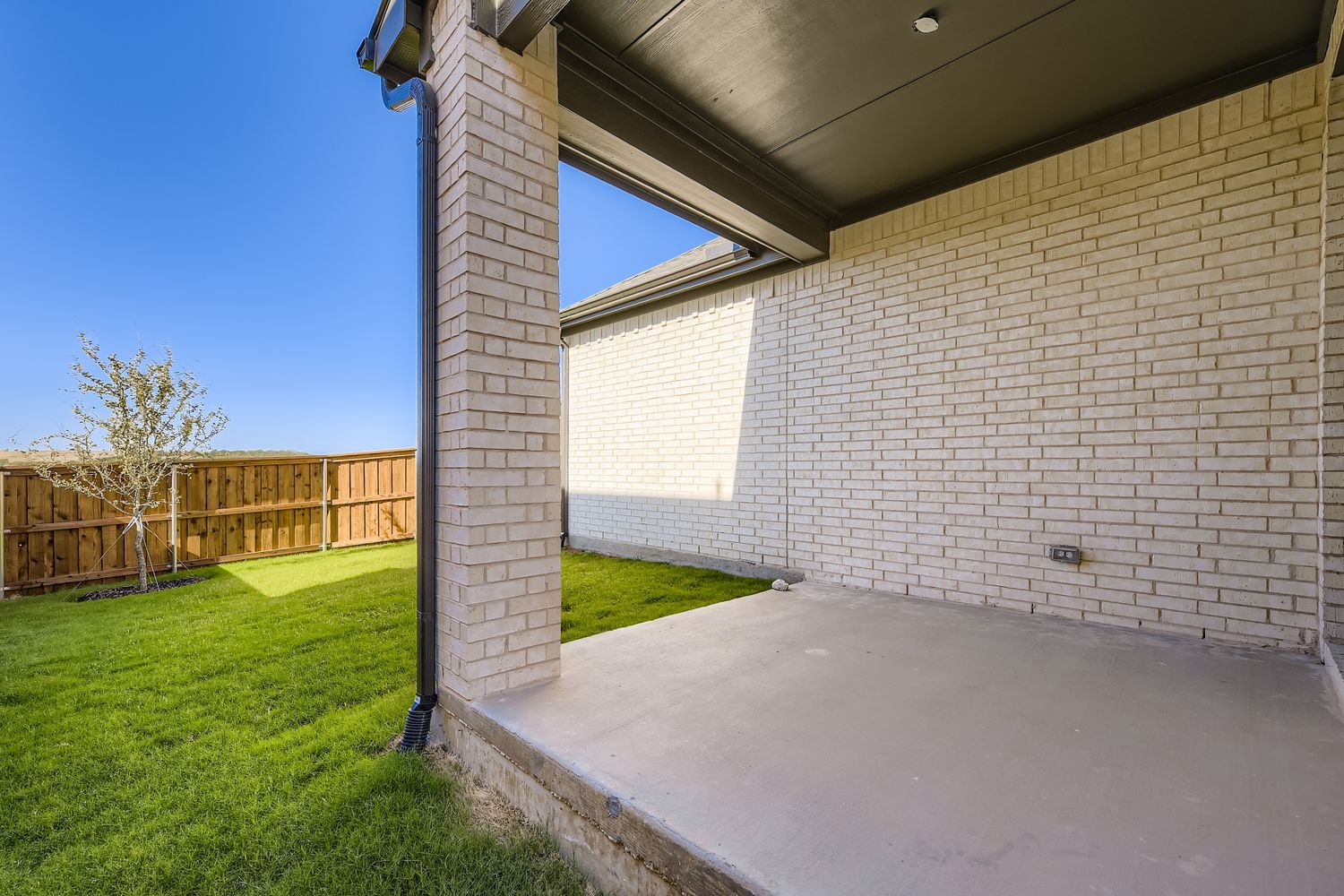 6036 Davis Knoll - Patio