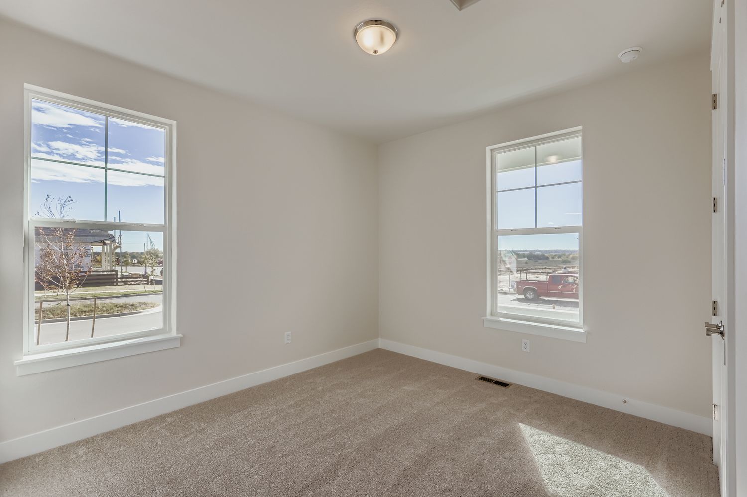 5841 Aspenglow Street bedroom