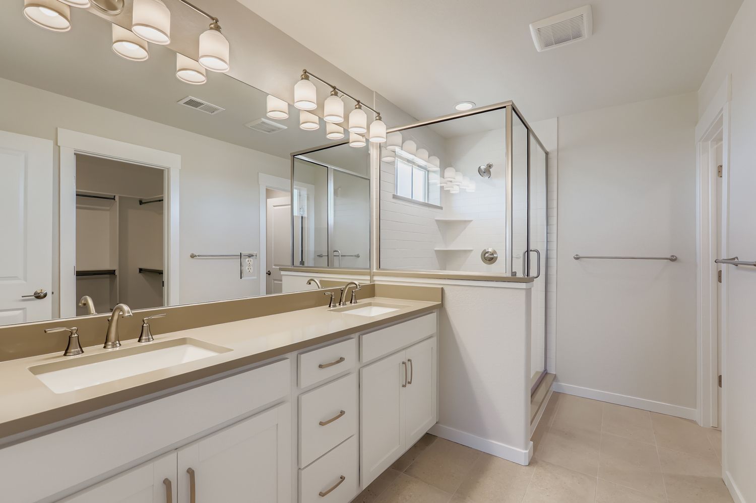 5841 Aspenglow Street main bathroom
