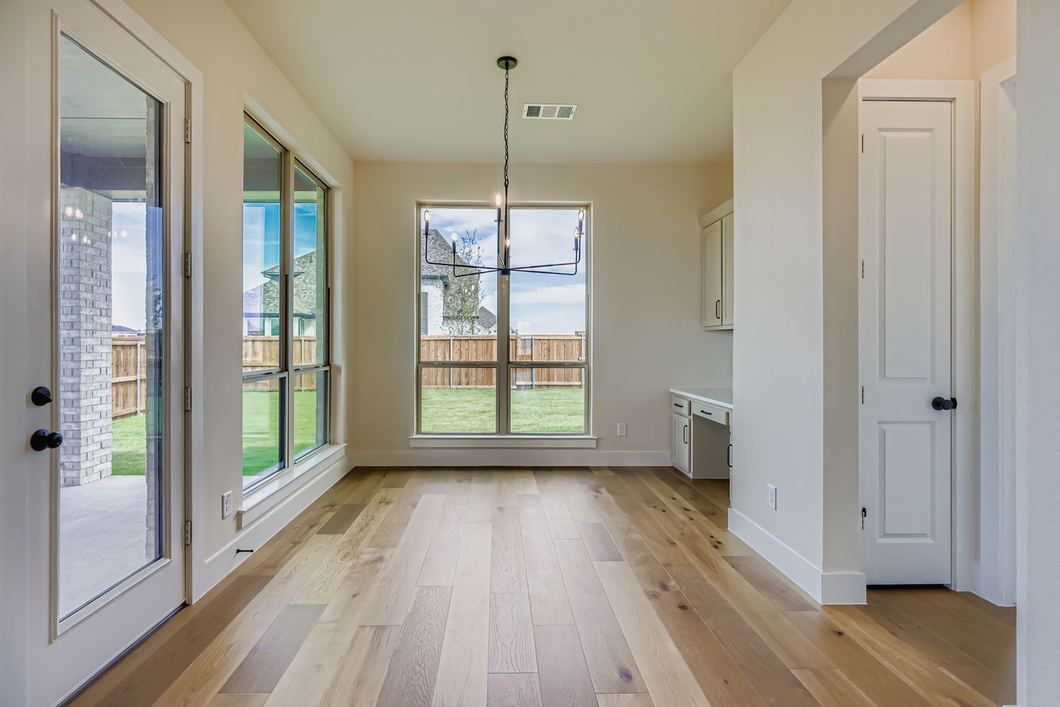 4408 Lamplight - Dining Area