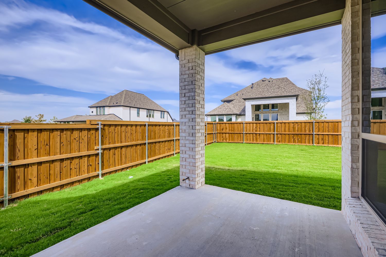 4408 Lamplight - Porch