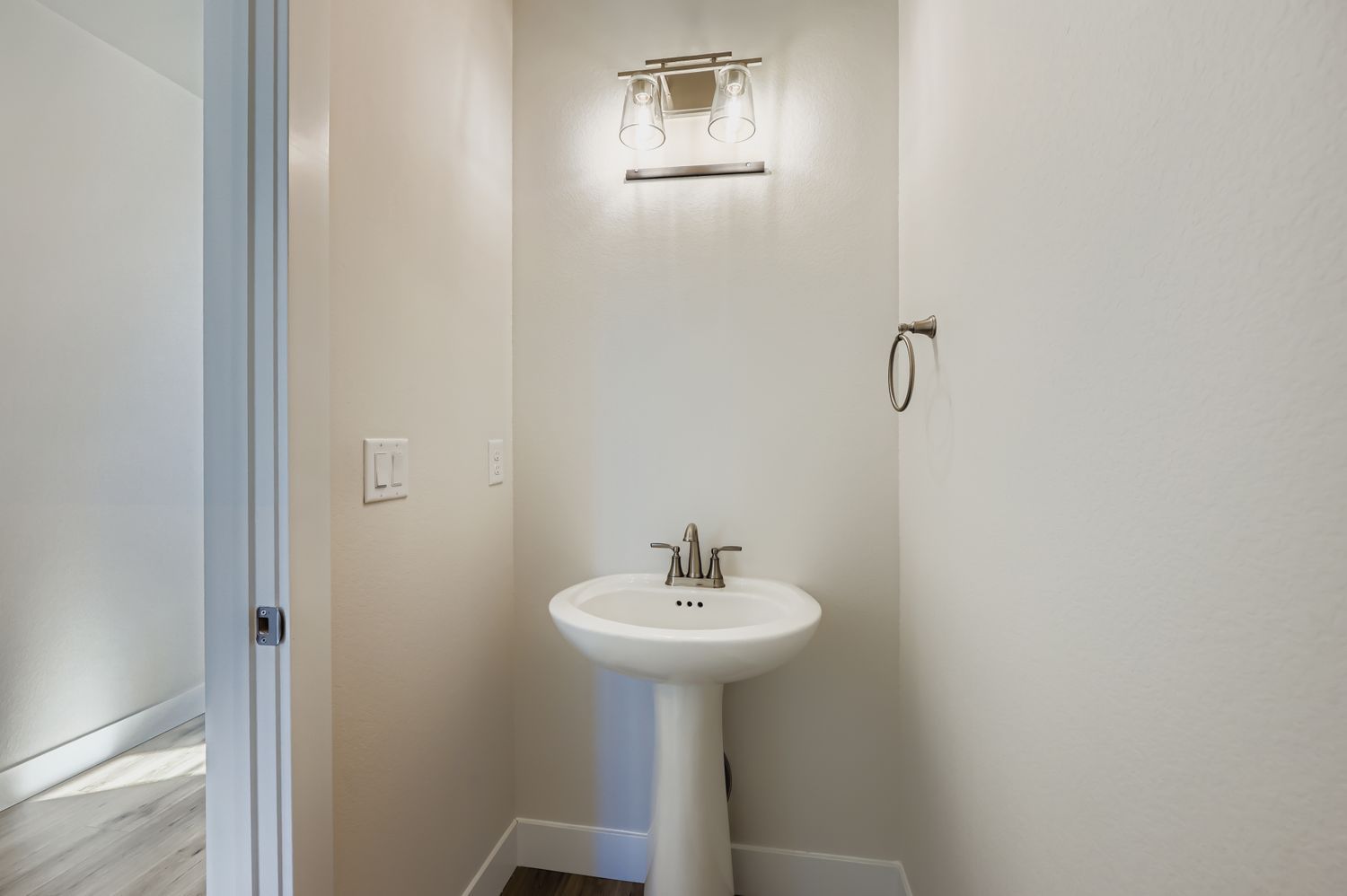 Representative photo of Plan C303 powder bath