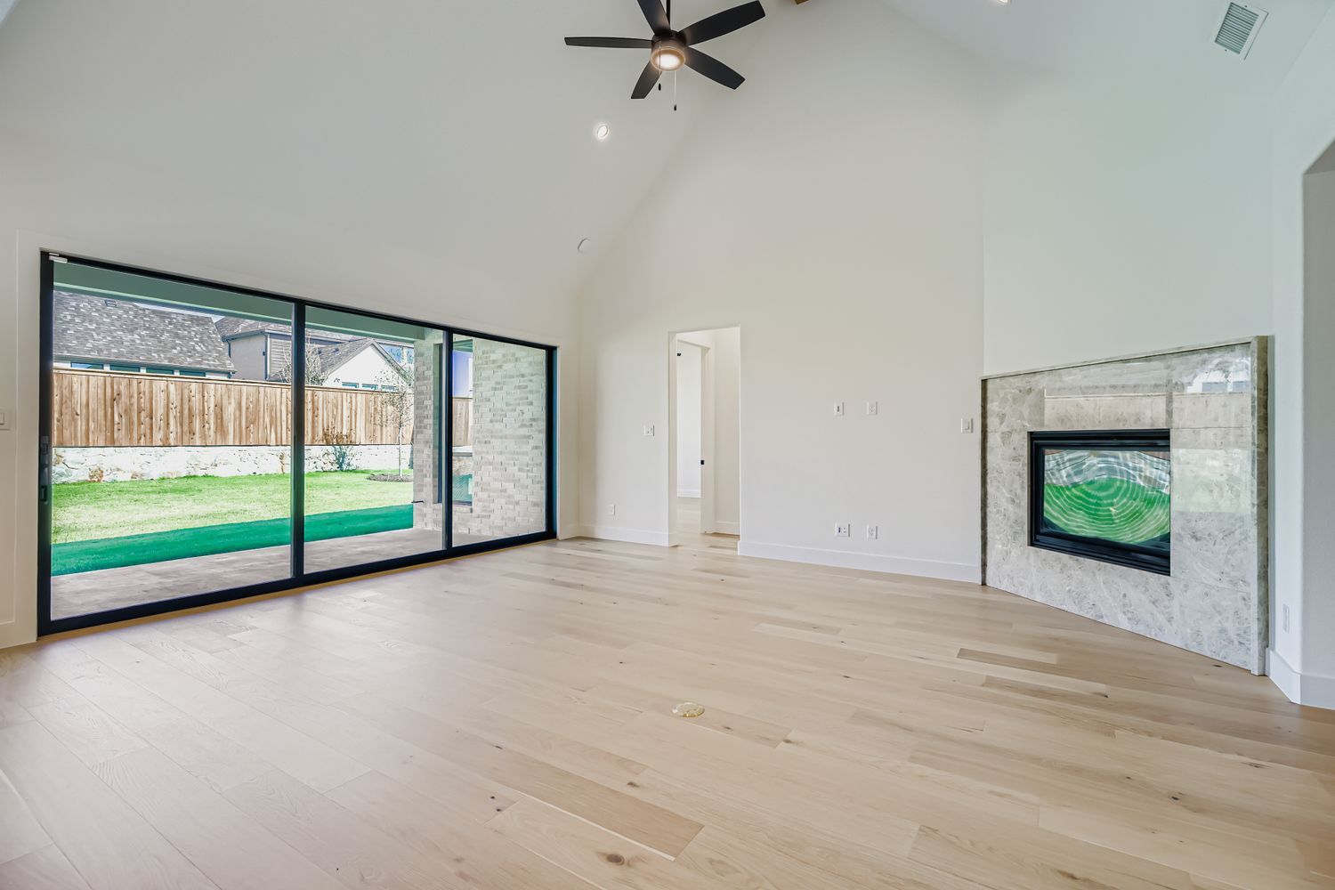 Plan 1631 Living Room Representative Image