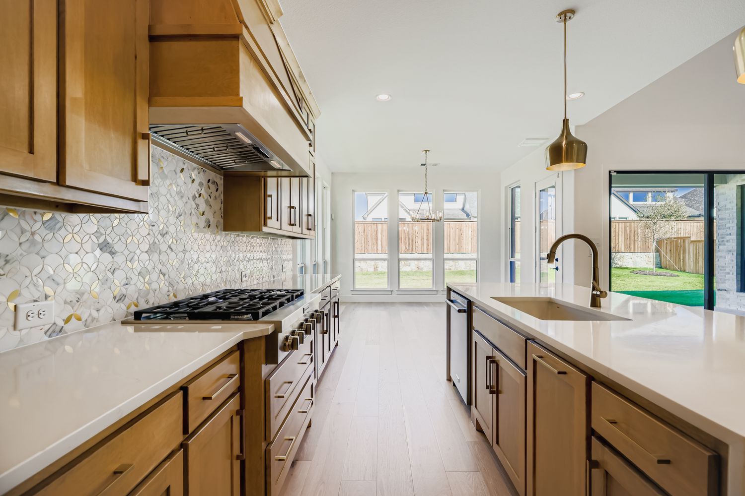Plan 1631 Kitchen/Dining Representative Image