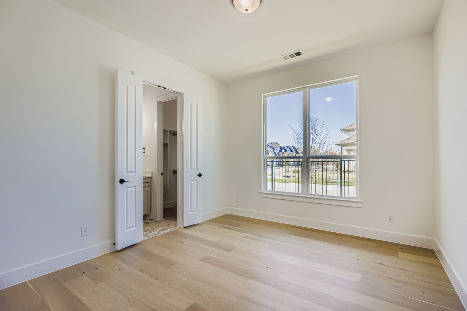 Plan 1631 Bedroom Representative Image