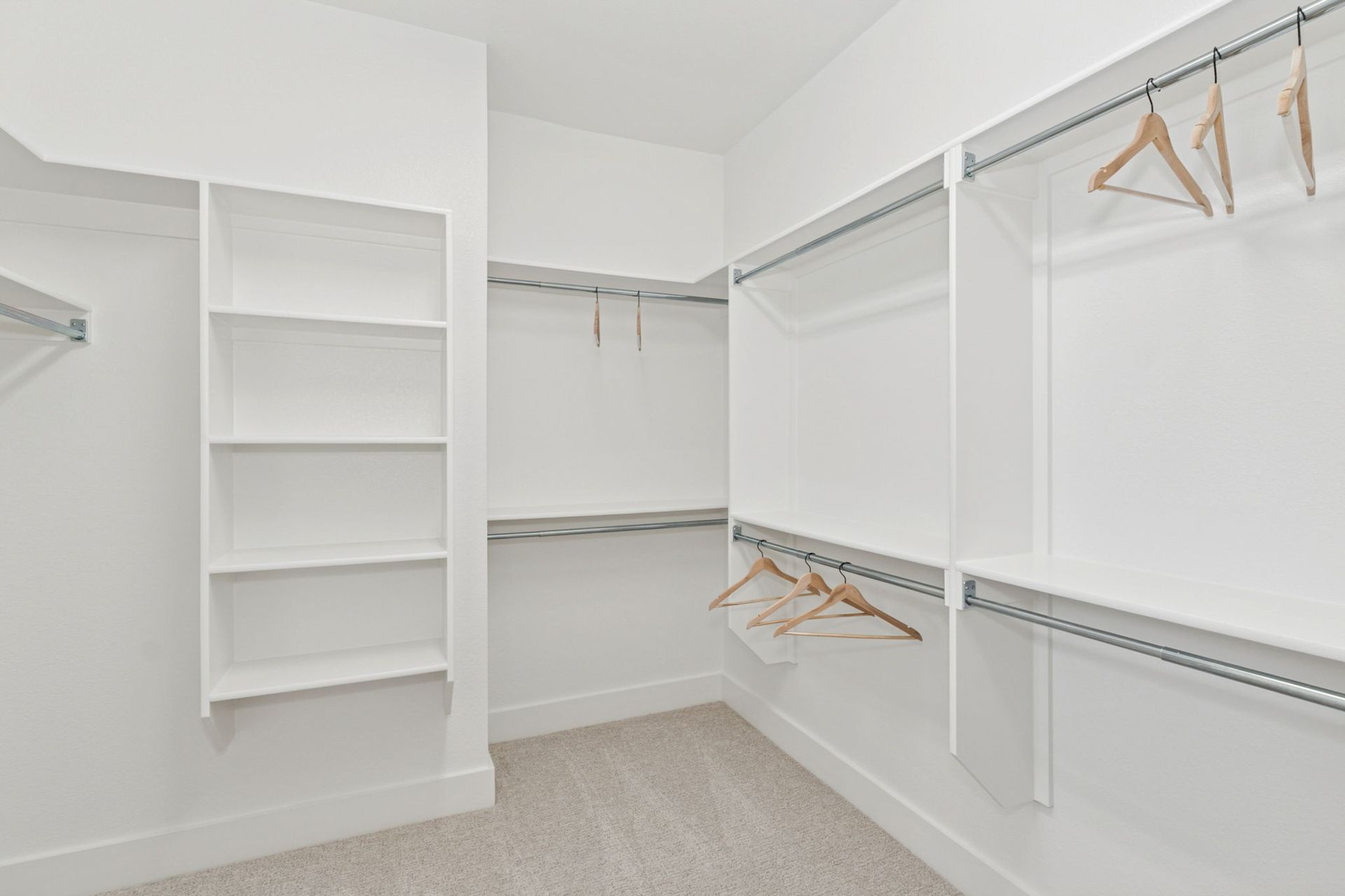American Legend Homes' 55' model in Ten Mile Creek - Main Closet