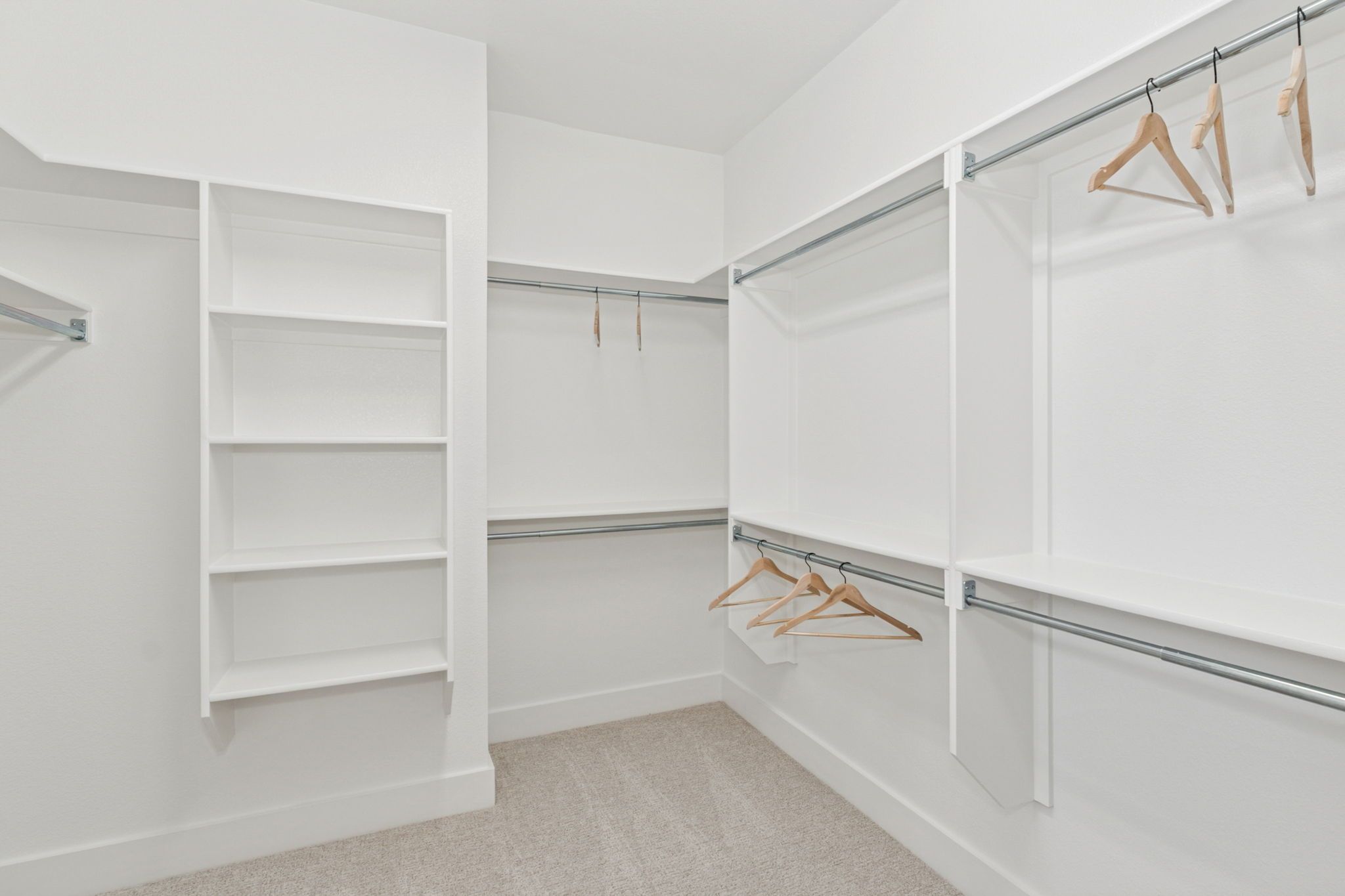 American Legend Homes' 55' model in Ten Mile Creek - Main Closet