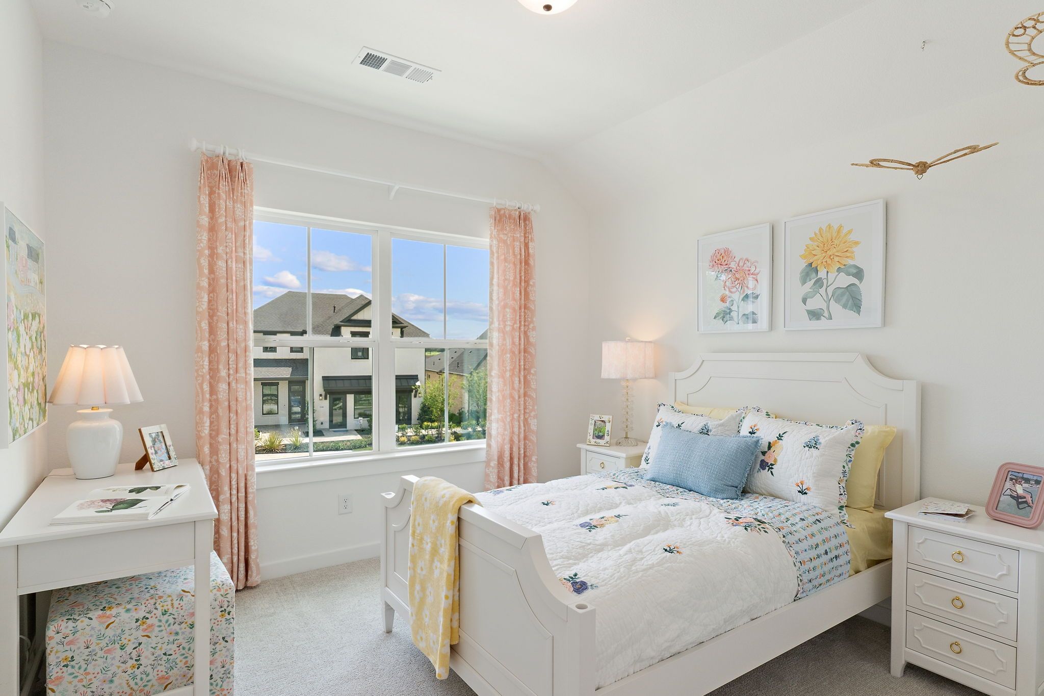 American Legend Homes' 55' model in Ten Mile Creek - Bedroom