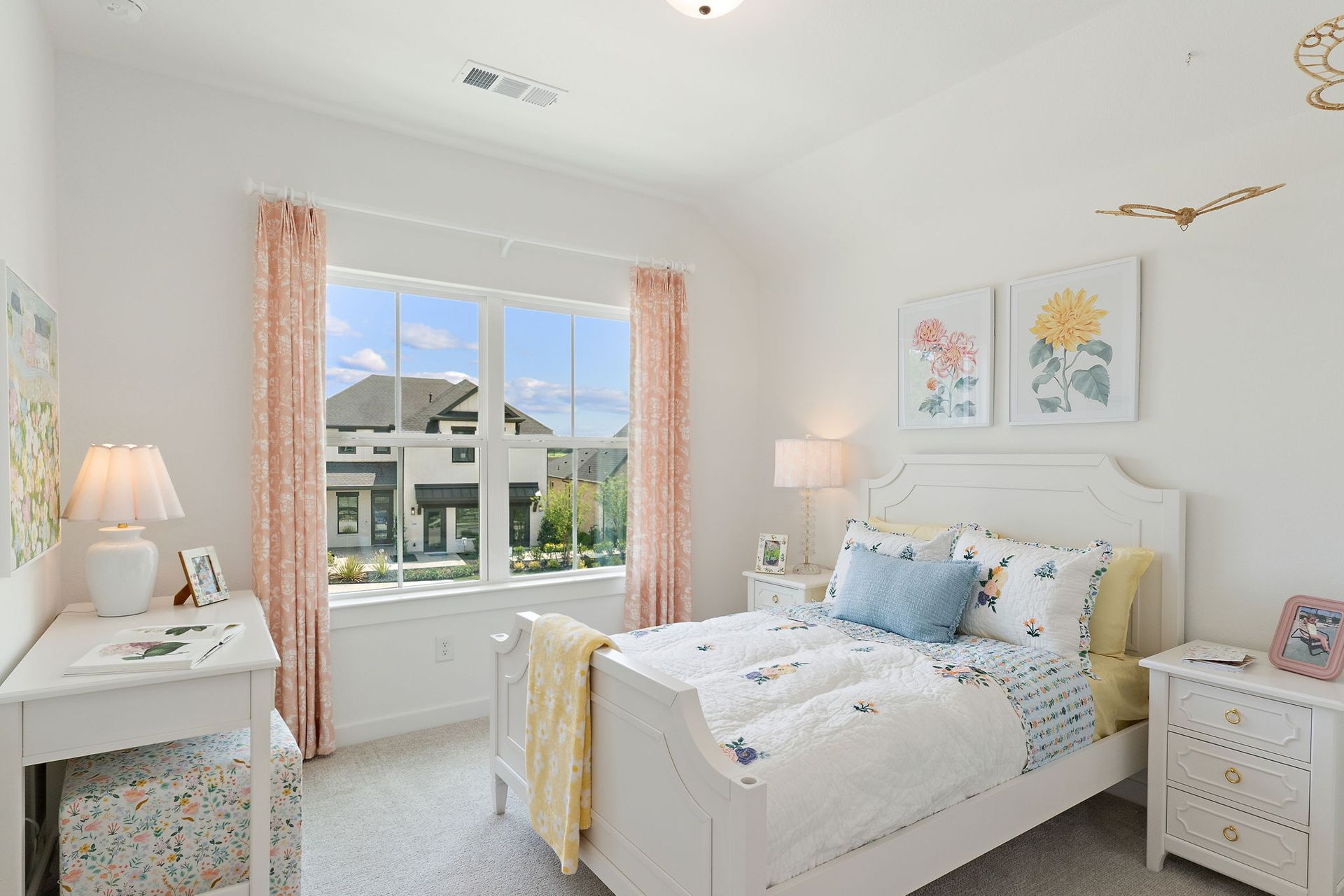 American Legend Homes' 55' model in Ten Mile Creek - Bedroom
