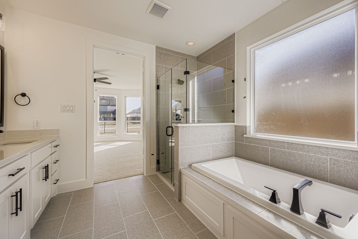 Plan 1536 representative photo of the main bathroom