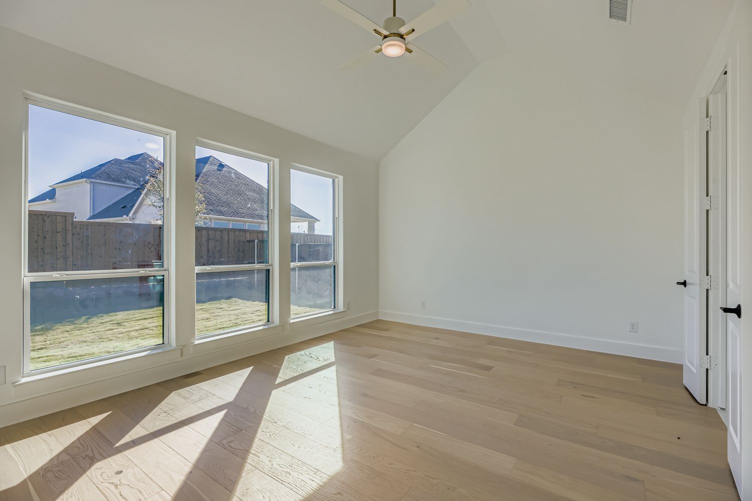 2651 Harvest - Primary Bedroom