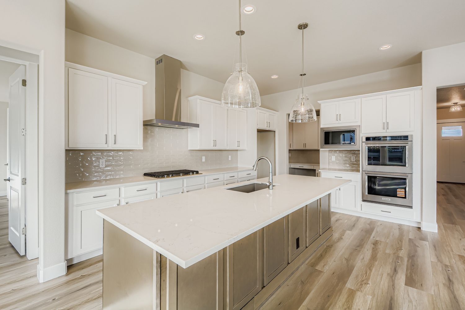 1825 Flourish - Kitchen