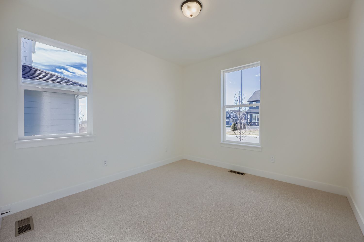 8451 Dines - Bedroom