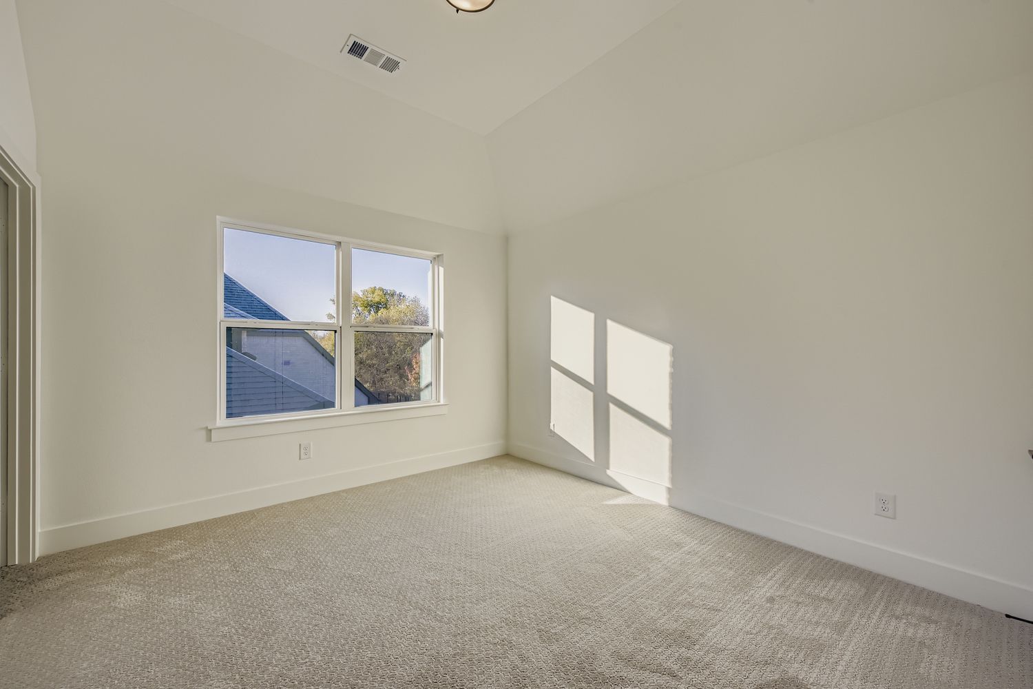 Plan 1643 bedroom representative photo