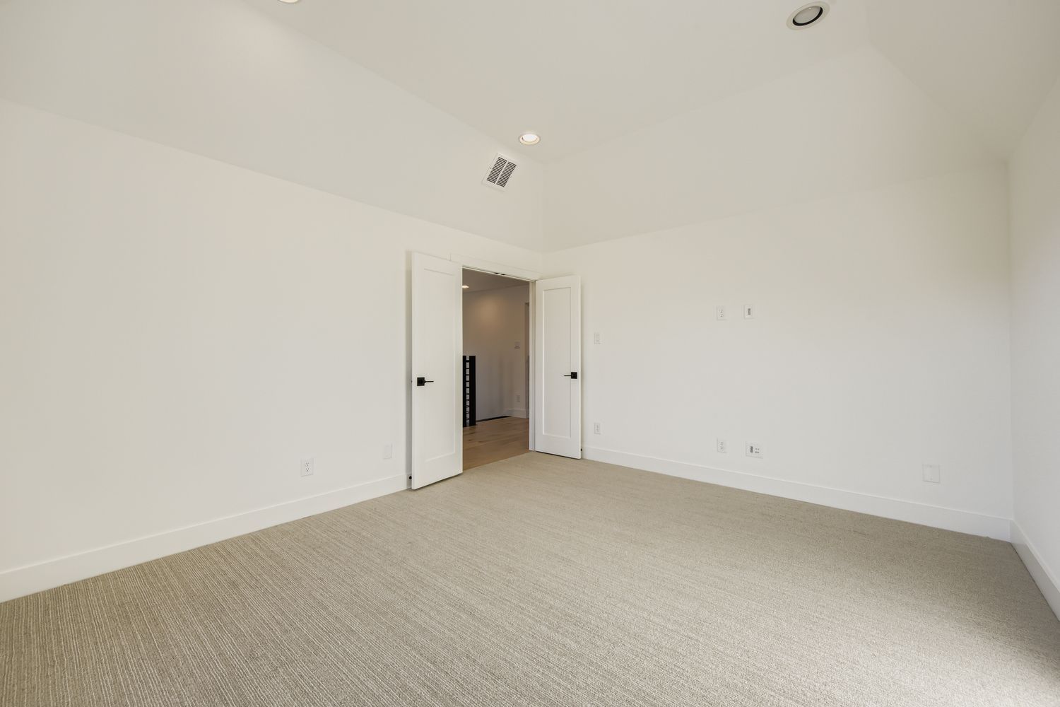 Plan 1643 media room representative photo