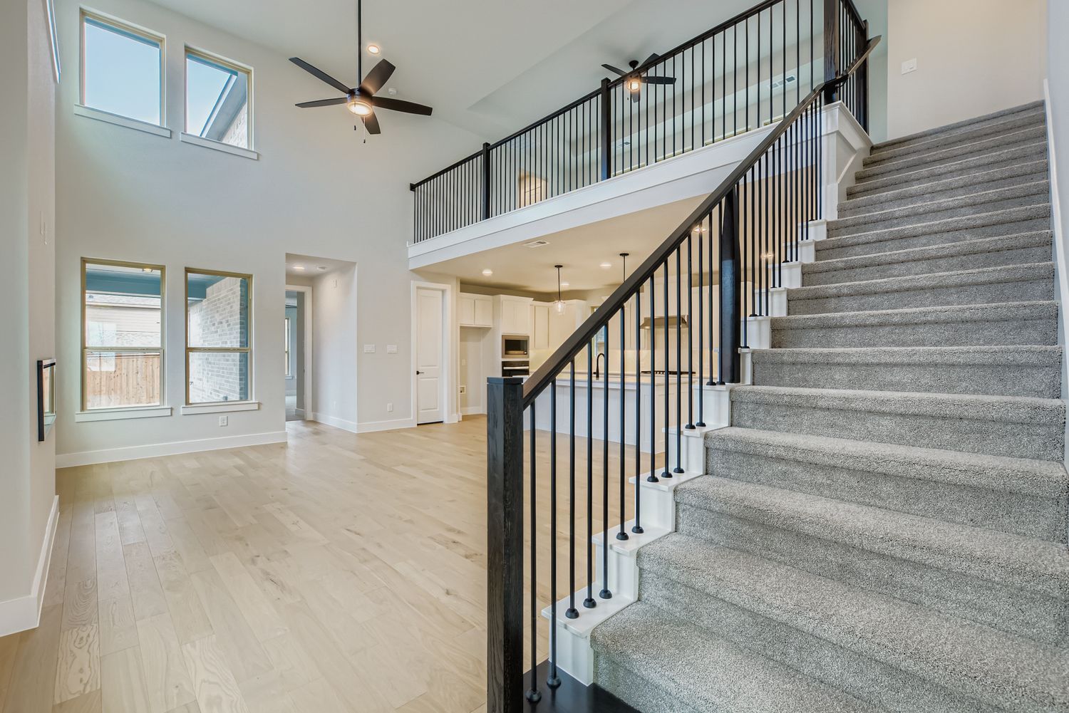 831 Stone Grove - Living Area