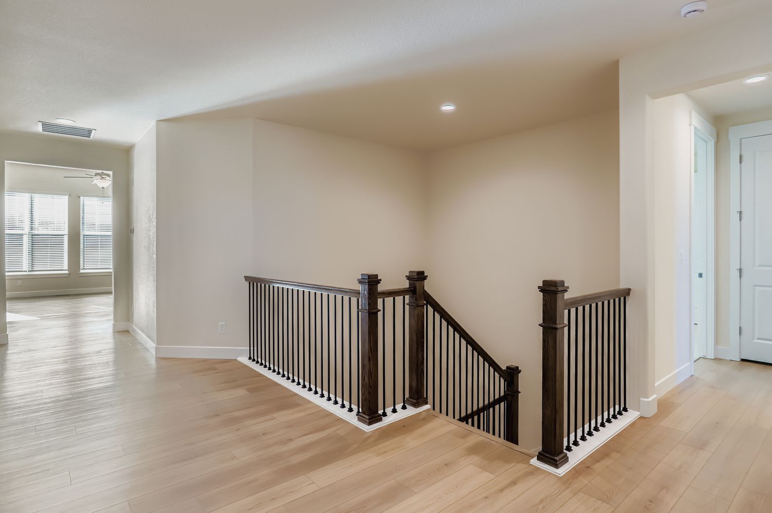 1829 Flourish - Stairway