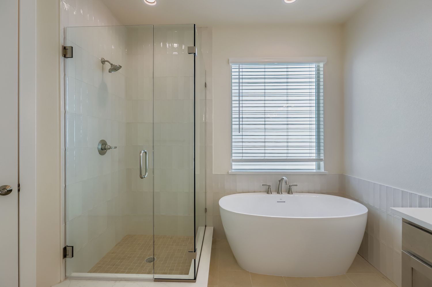 1829 Flourish - Primary Bathroom