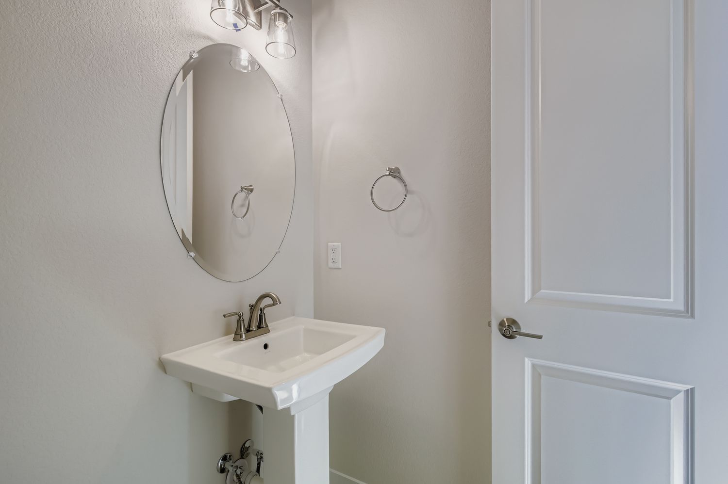 1833 Flourish - Powder Bathroom