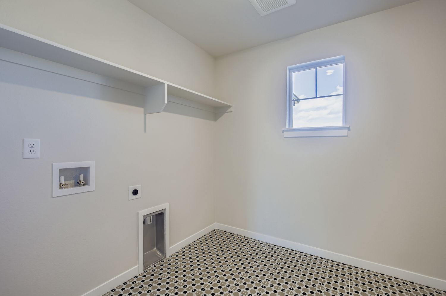1833 Flourish - Laundry Room