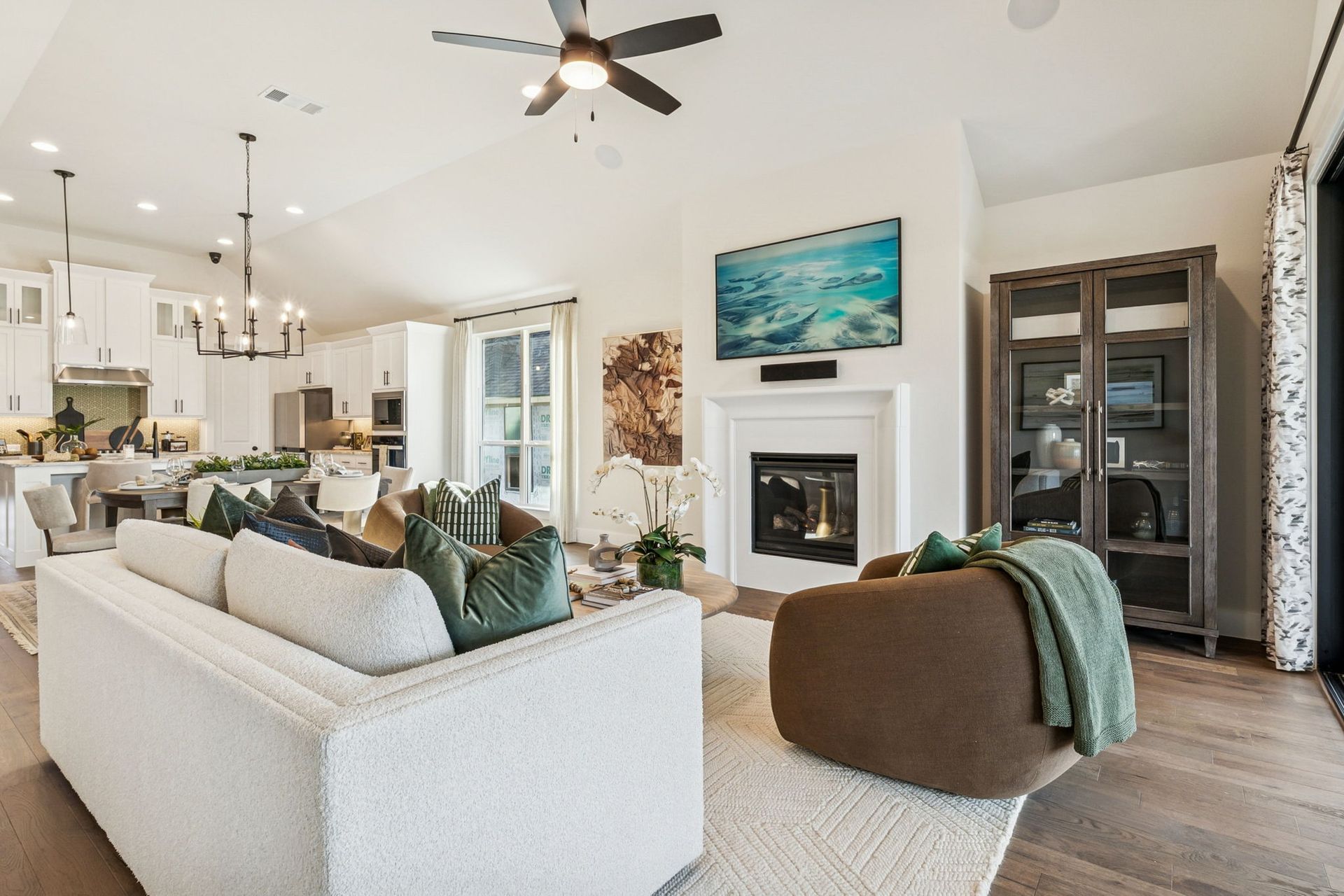 Meraki Model Great Room | American Legend Homes – Forney, TX