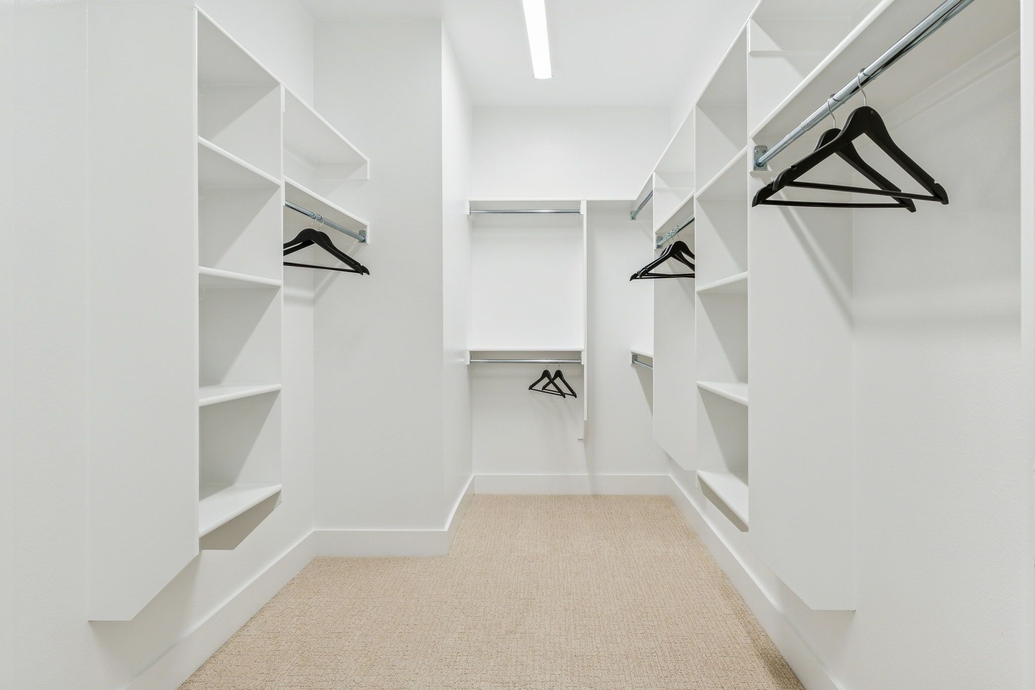 Meraki Model Walk-In Closet | American Legend Homes – Forney, TX