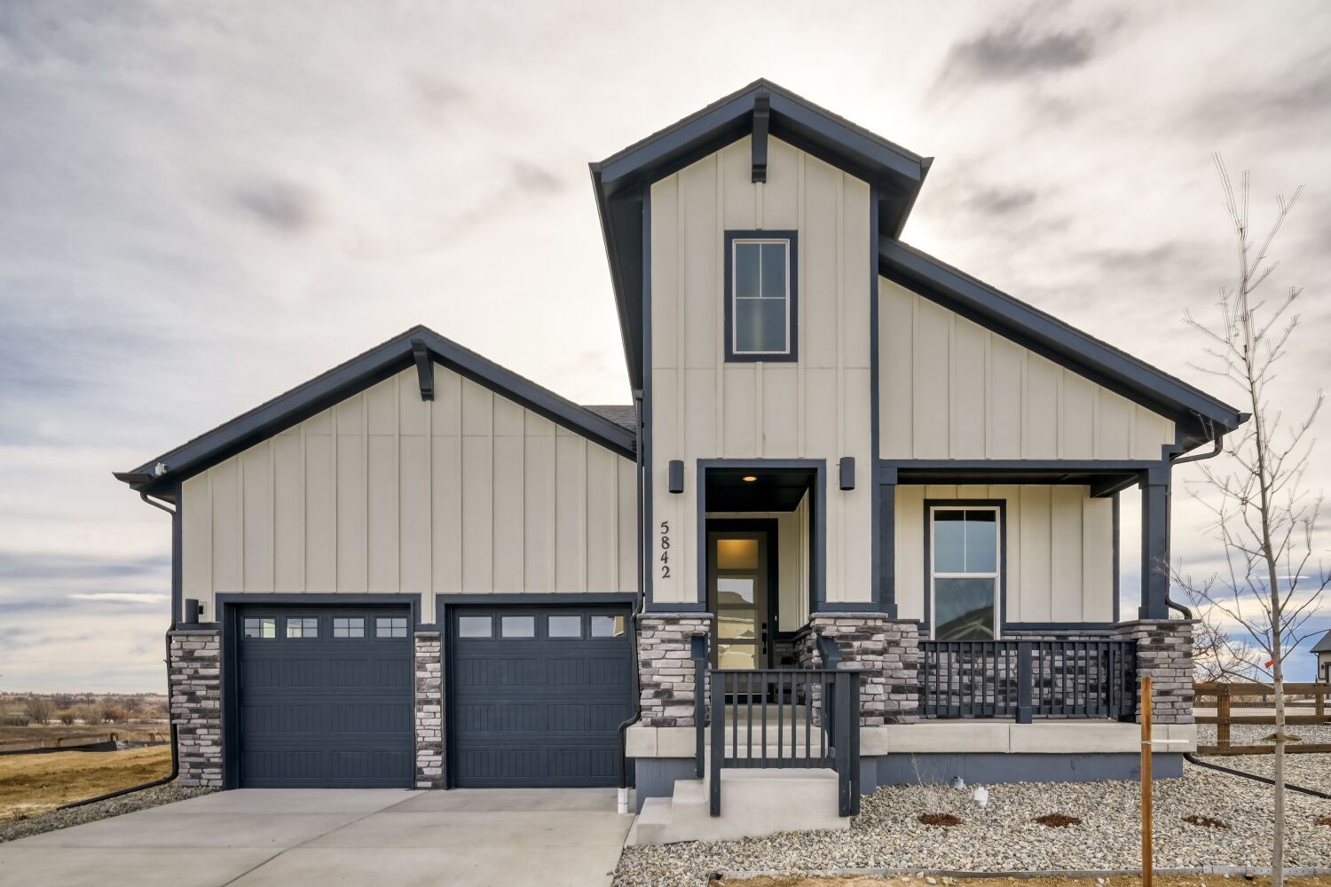 5842 Aspenglow - Front Elevation