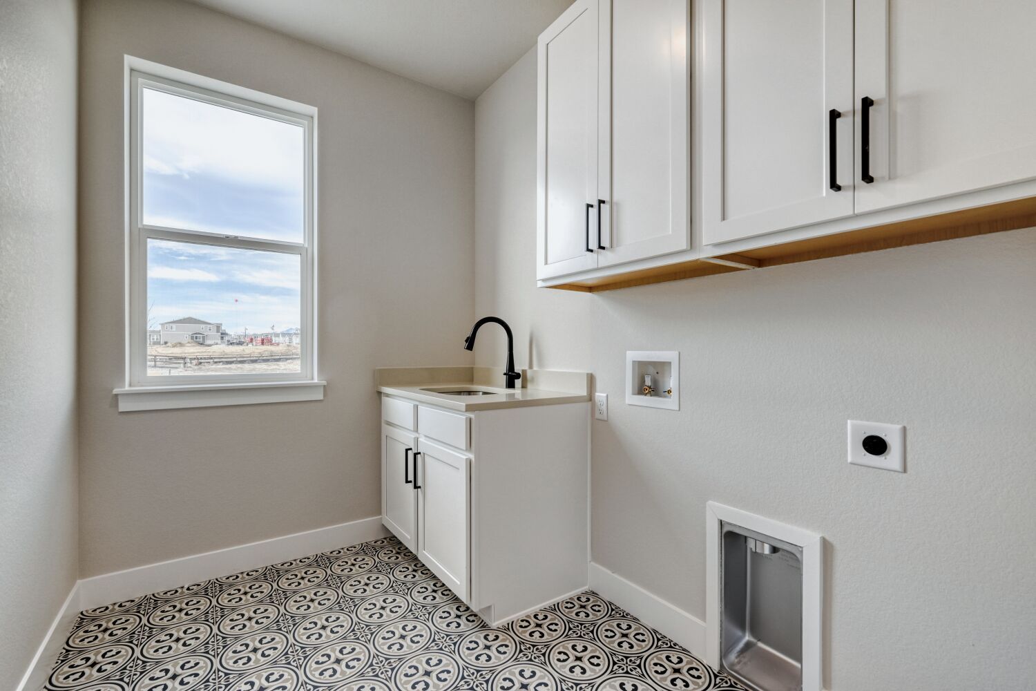 5842 Aspenglow - Laundry Room