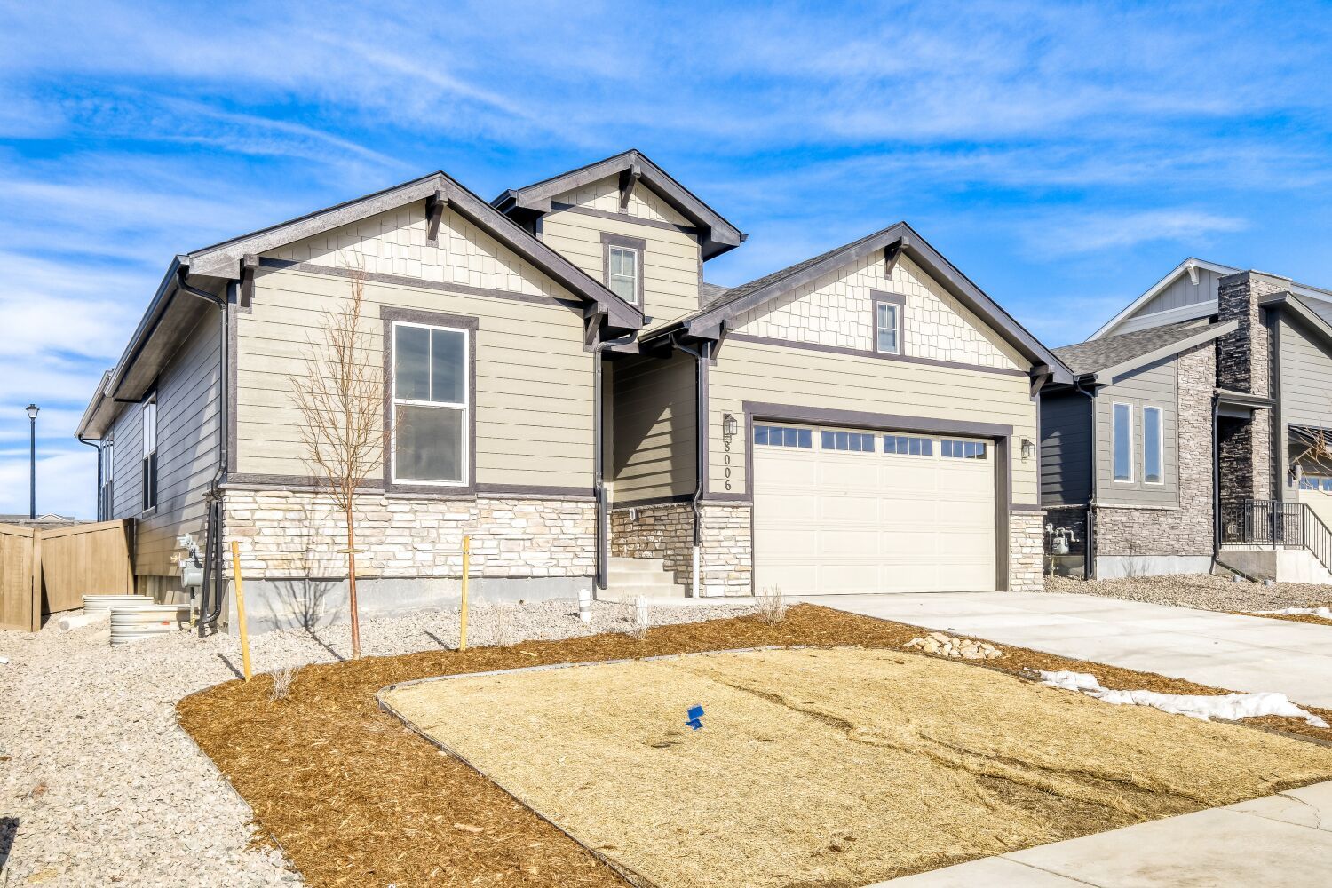 8006 Pennydale - Front Elevation