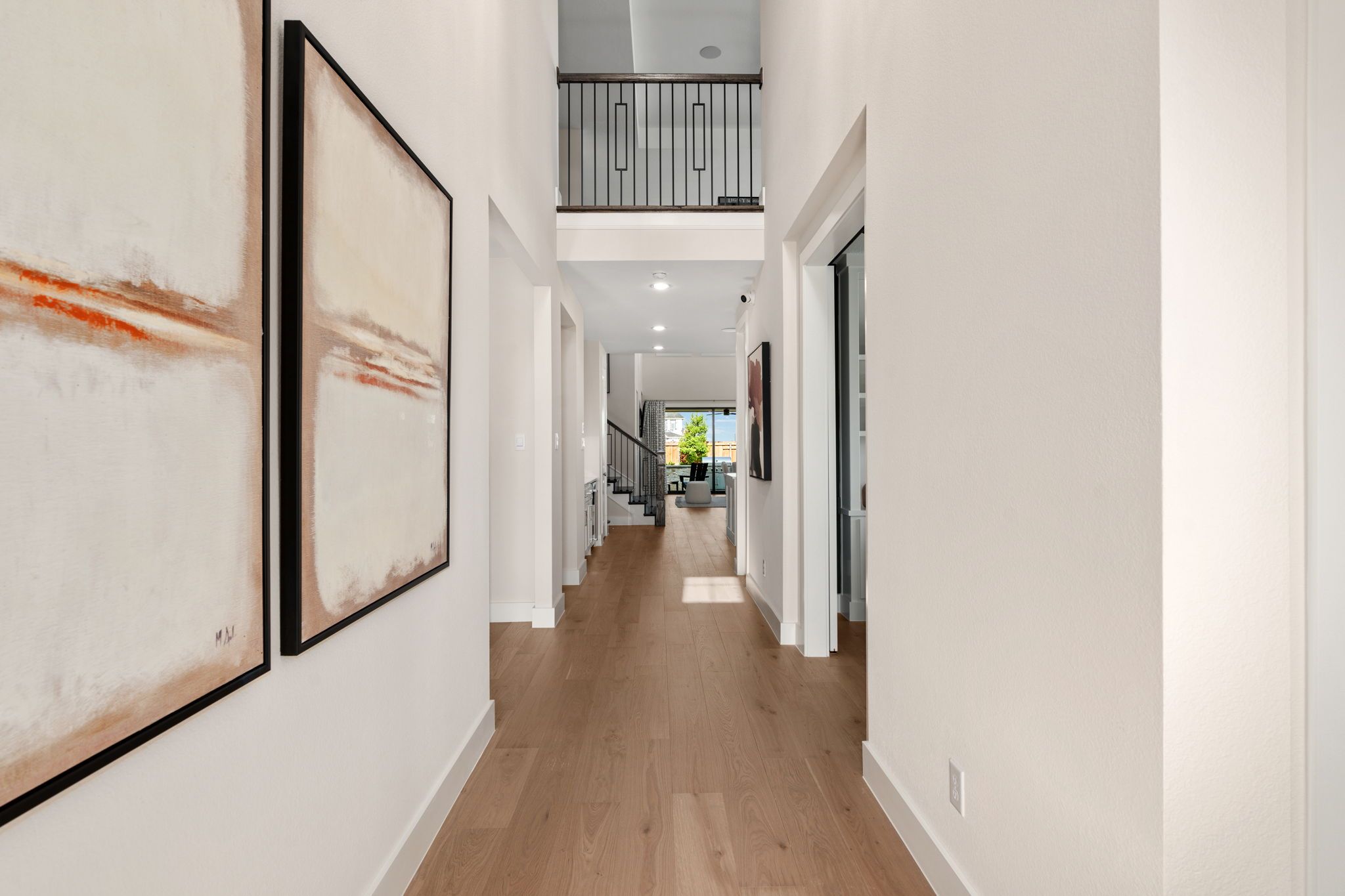 Entry Hallway with Wood Floors – Mosaic Celina 50' Model