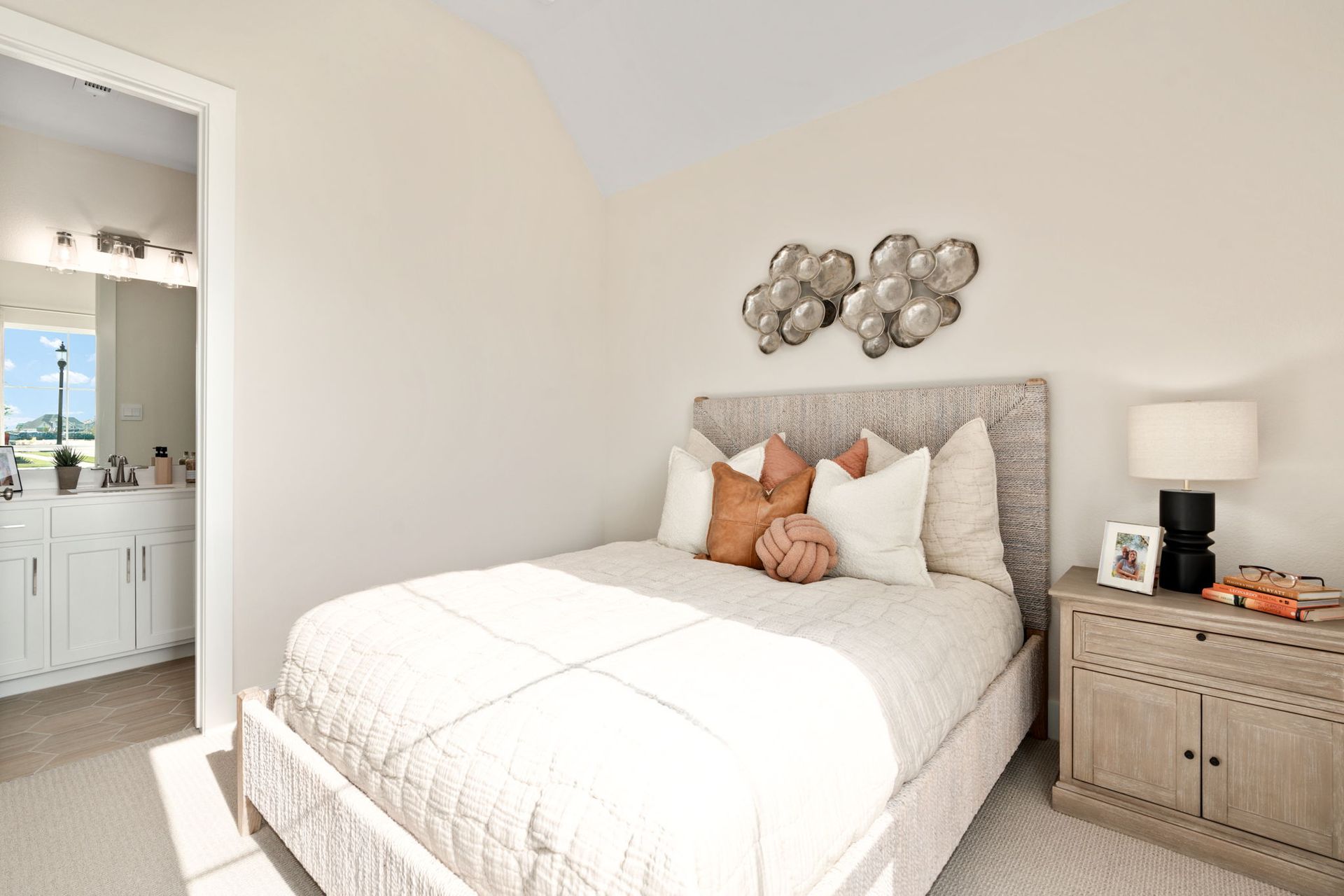 Secondary Bedroom with Ensuite Access – Mosaic Celina 50' Model