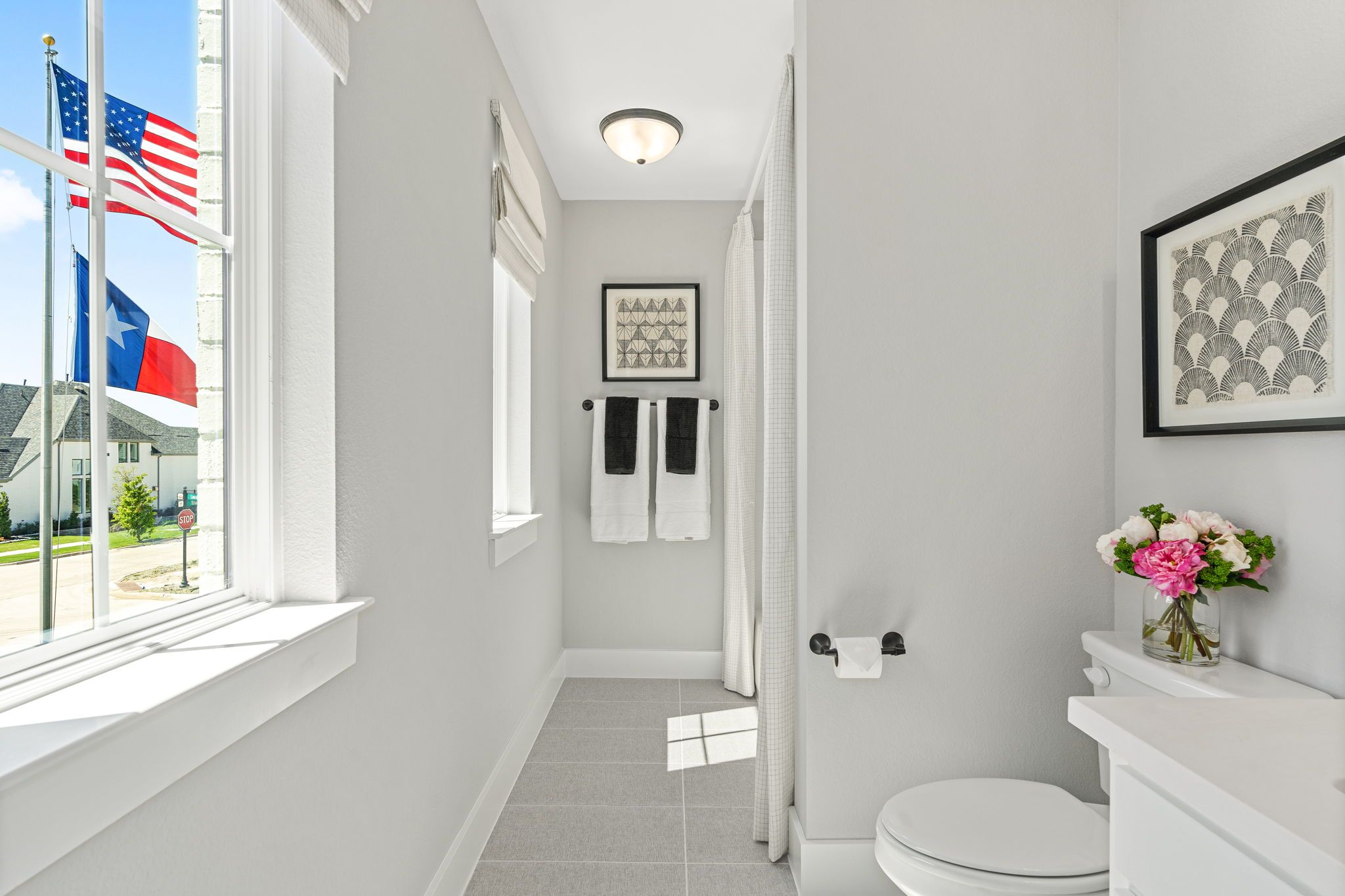 Bright Secondary Bathroom | Mosaic 40' Model in Celina TX