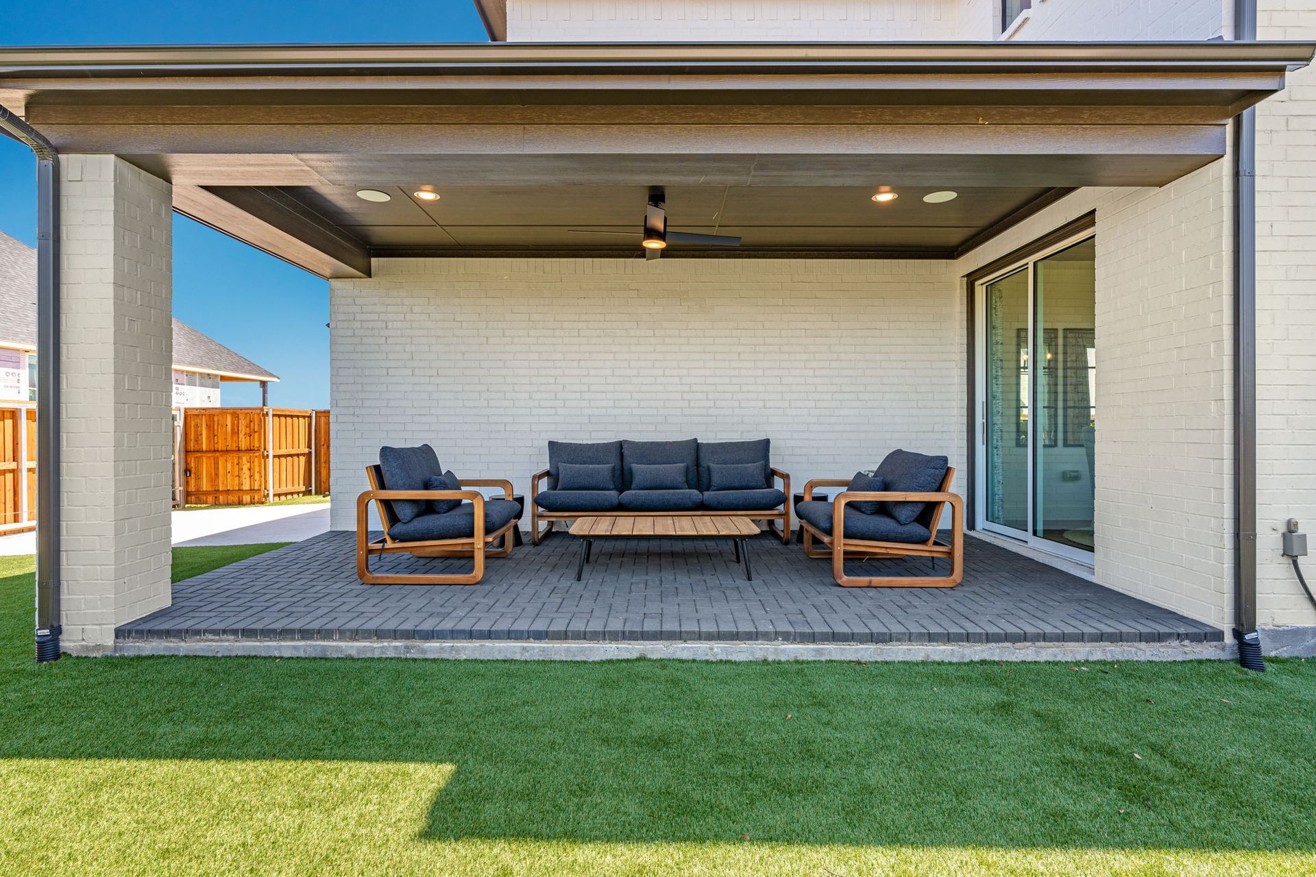 Covered Outdoor Living Area | Mosaic 40' Model Celina TX